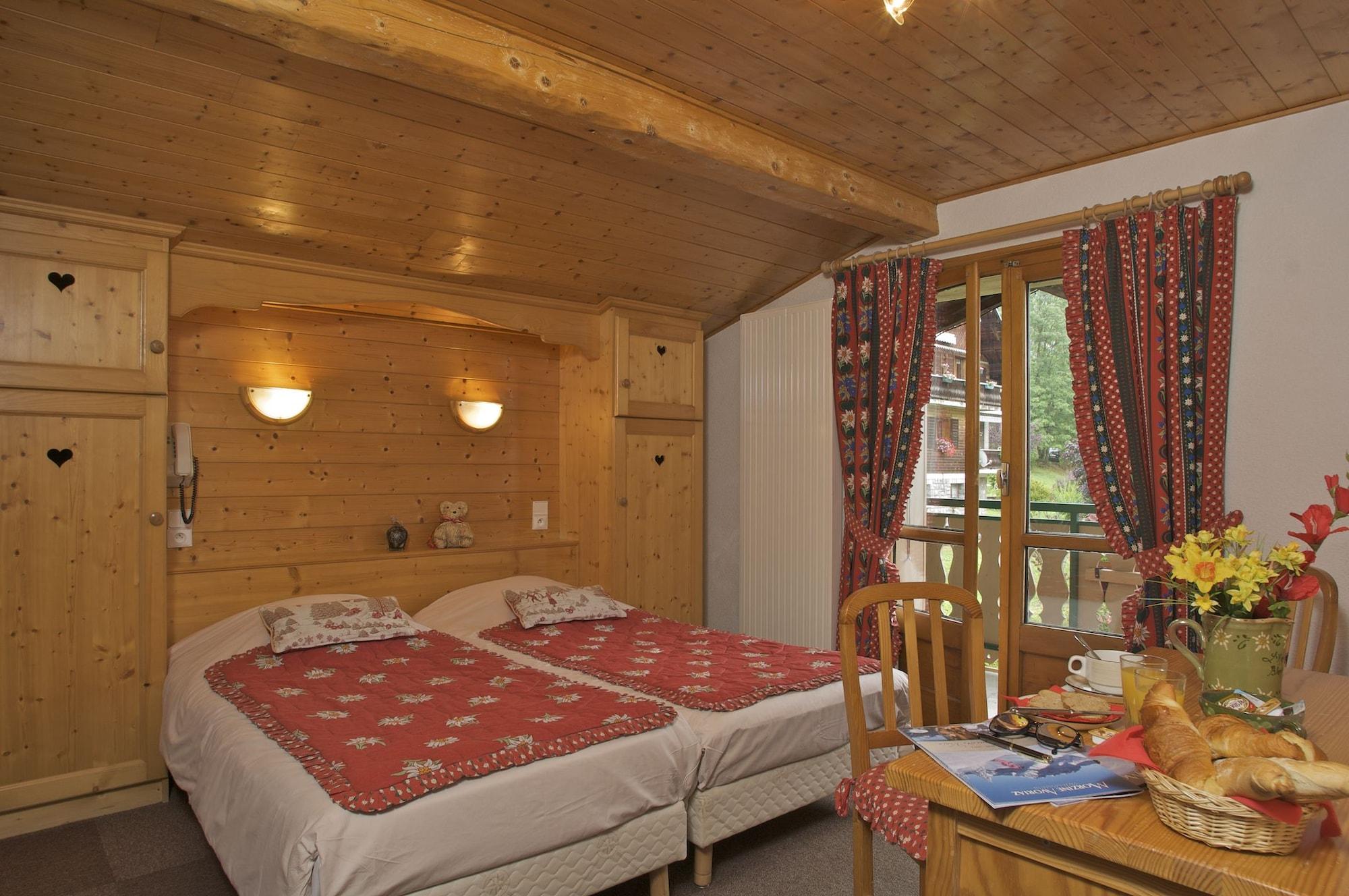 L'Hermine Blanche Morzine Exterior photo