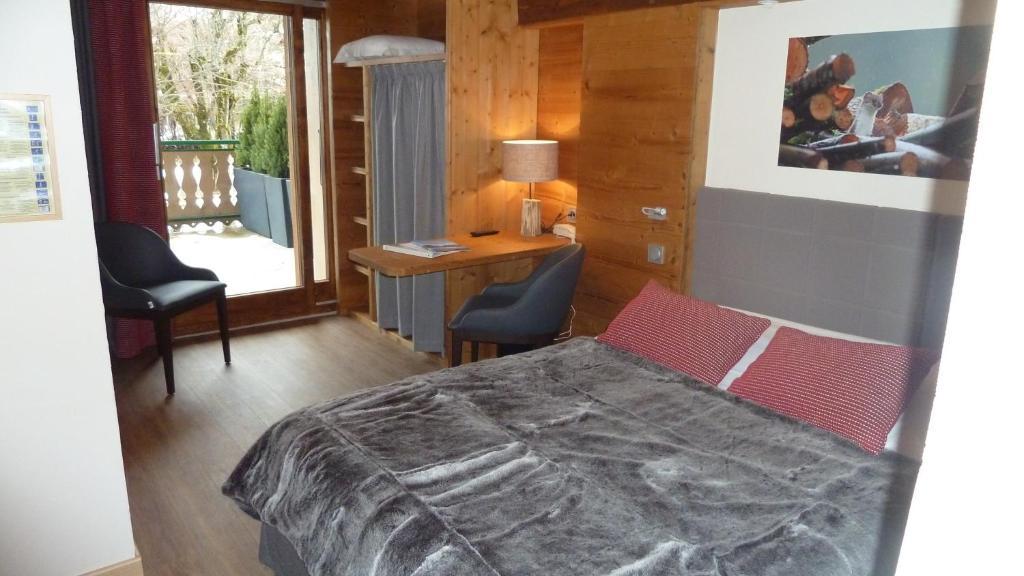 L'Hermine Blanche Morzine Room photo