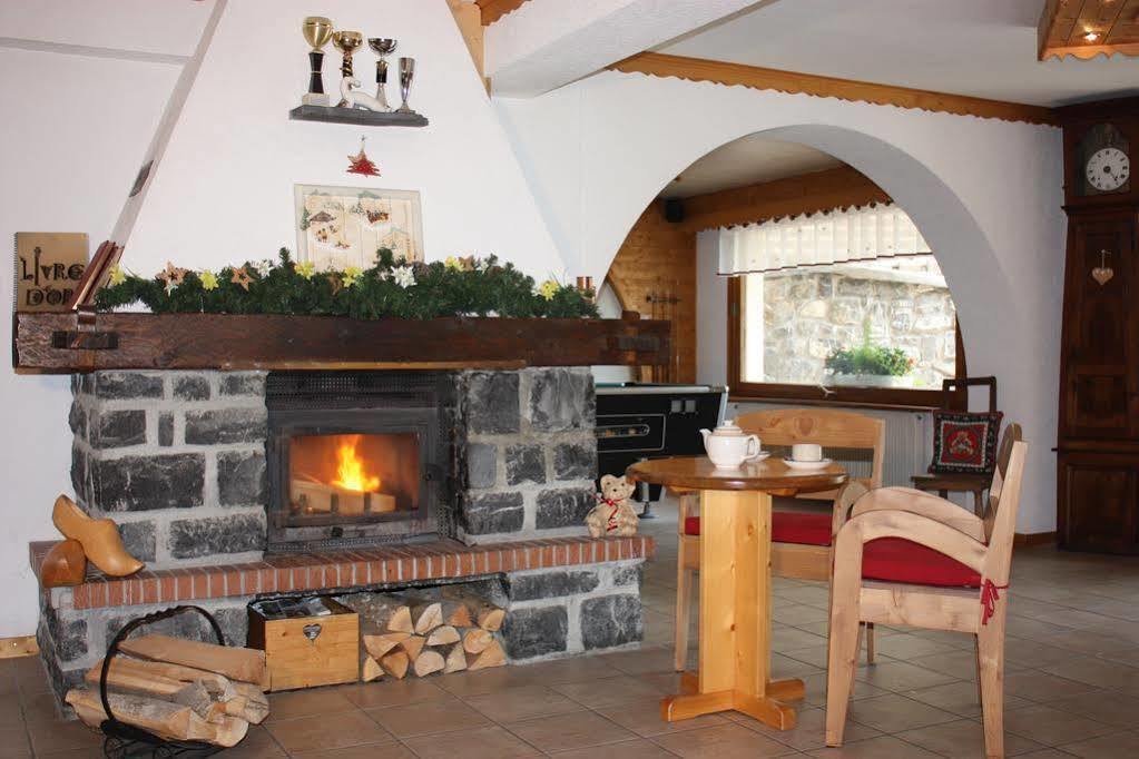 L'Hermine Blanche Morzine Exterior photo