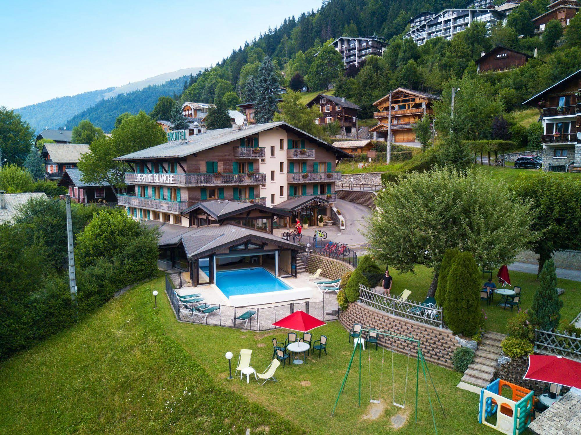 L'Hermine Blanche Morzine Exterior photo